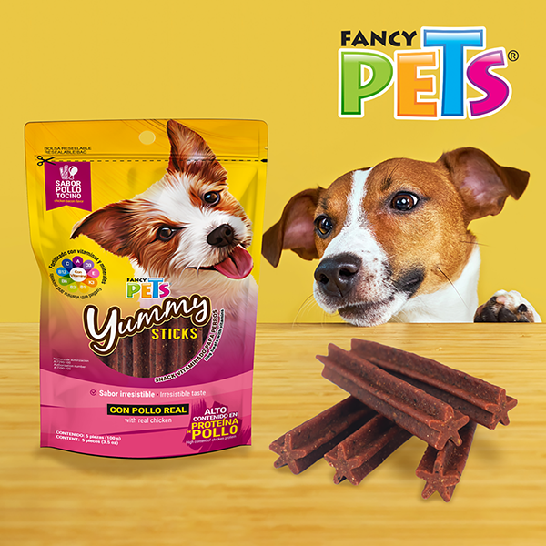 Yummy Sticks Premio para Perro Adulto Sabor Pollo y Tocino 100 g 5 Pz